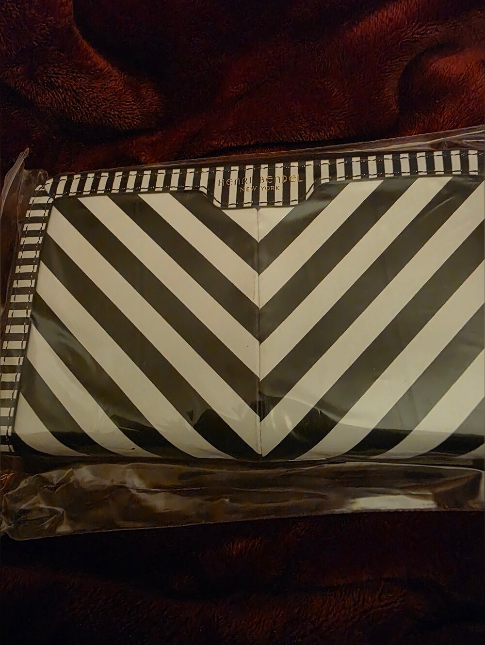 Henri Bendel Black & White Striped Zip Wallet/Never Used